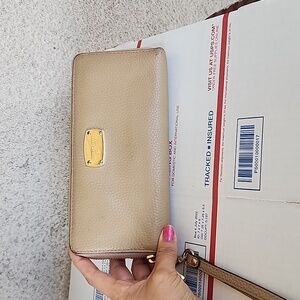Michael kors leather wallet wristlet used